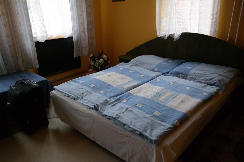 Hotel Kisecset-Vendeghaz Pokój zdjęcie