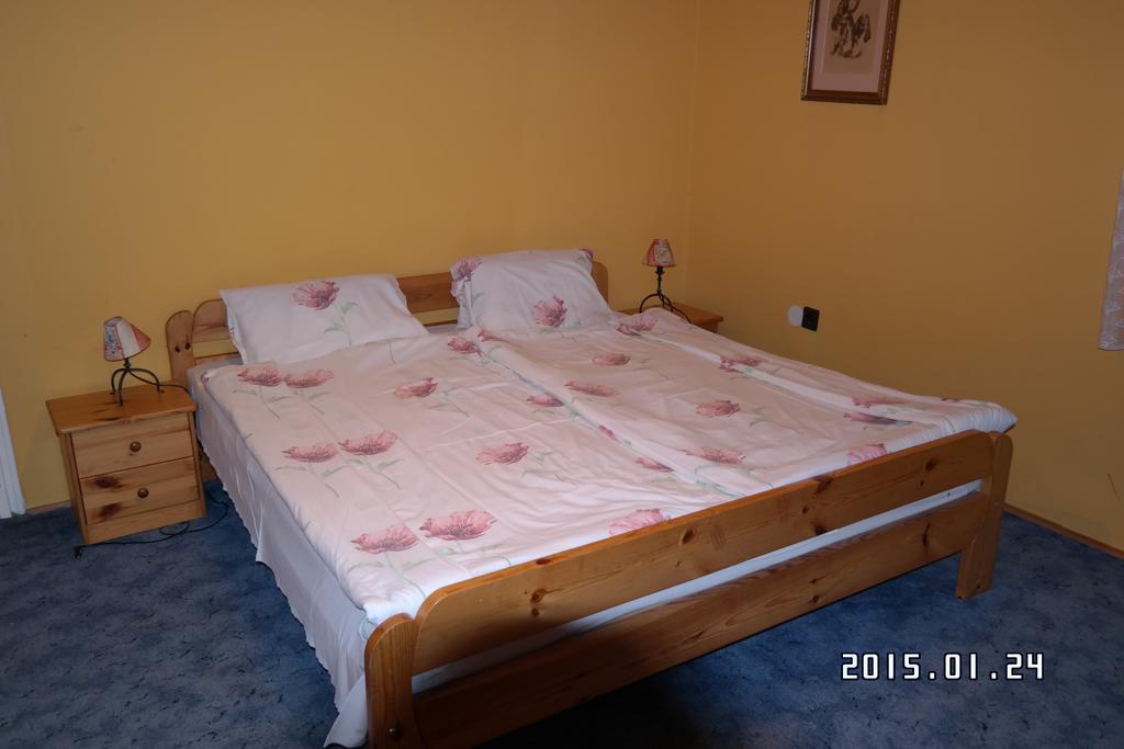 Hotel Kisecset-Vendeghaz Pokój zdjęcie